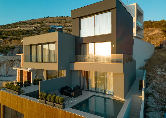 Ionian Premium * Sarandë