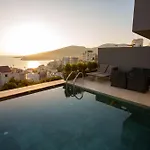 Ionian Premium Willa